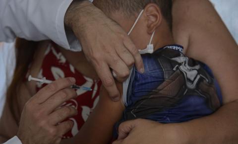 Covid-19: Fiocruz investiga hesitação de pais em vacinar crianças 
